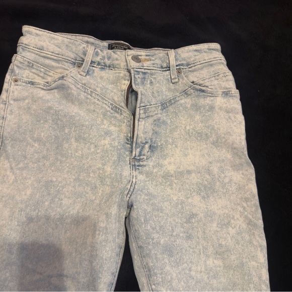 Abercrombie & Fitch Light Blue High Rise Jeans - Picture 2 of 4
